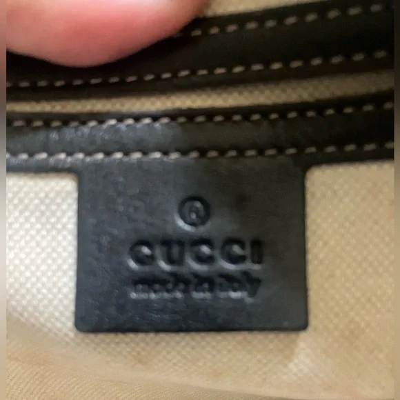 Authentic Gucci Supreme Dark Navy Crossbody bag - Picture 4 of 15
